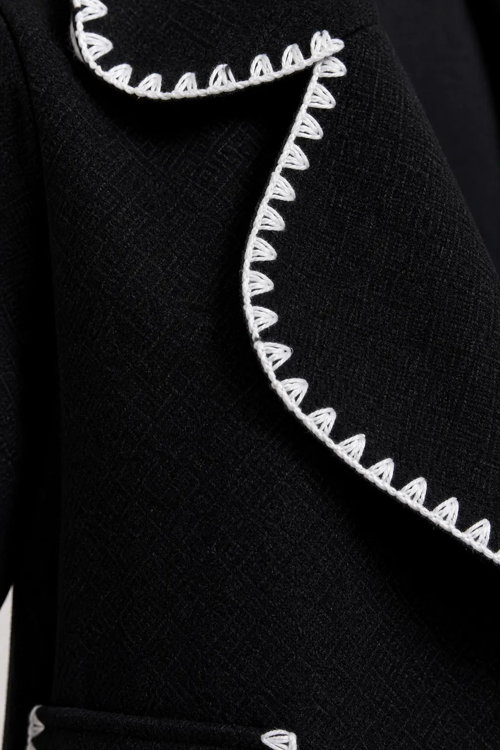Contrast Trim Collared Neck Vest Coat